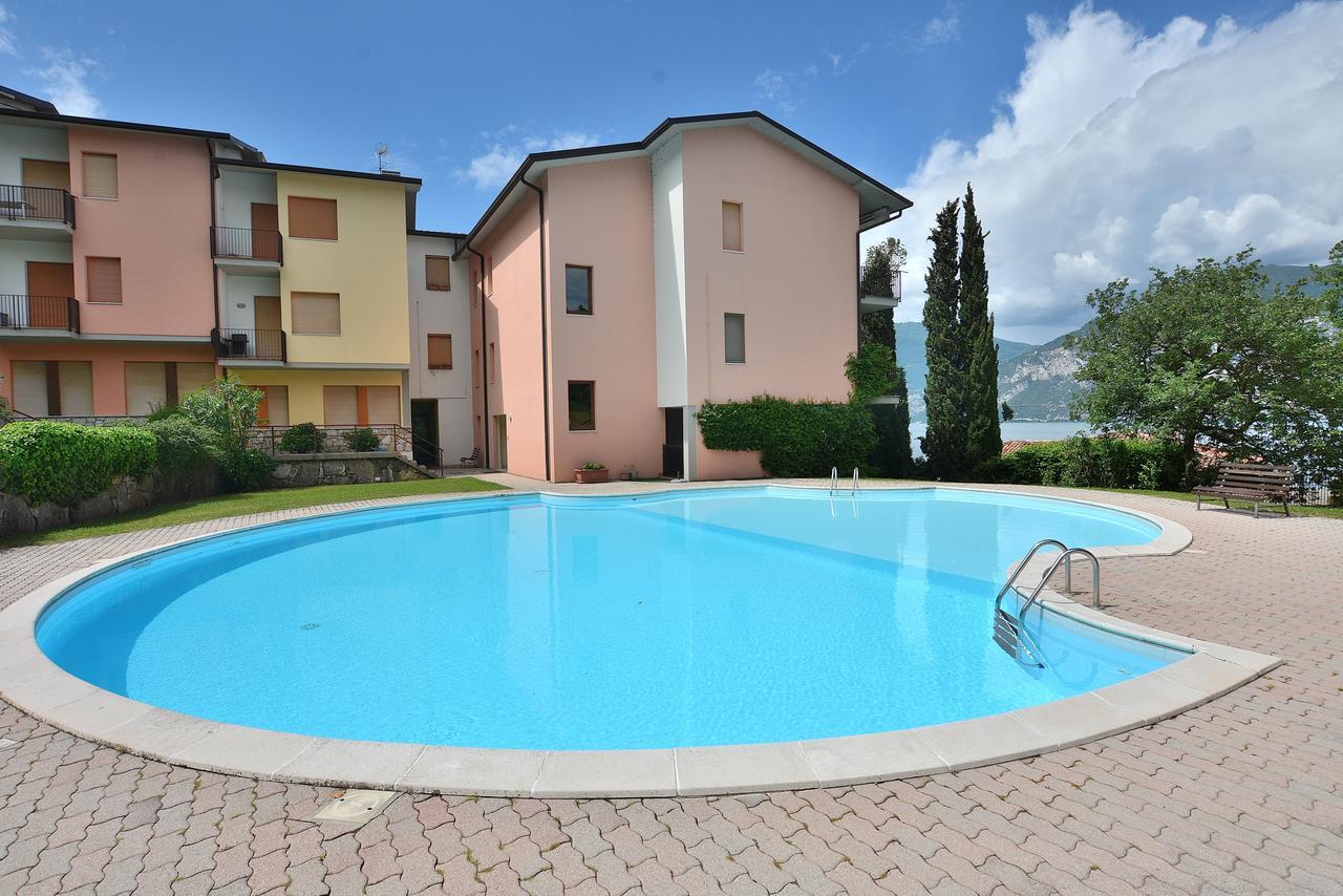Residenza Candor With Pool มัลเชซิเน ภายนอก รูปภาพ